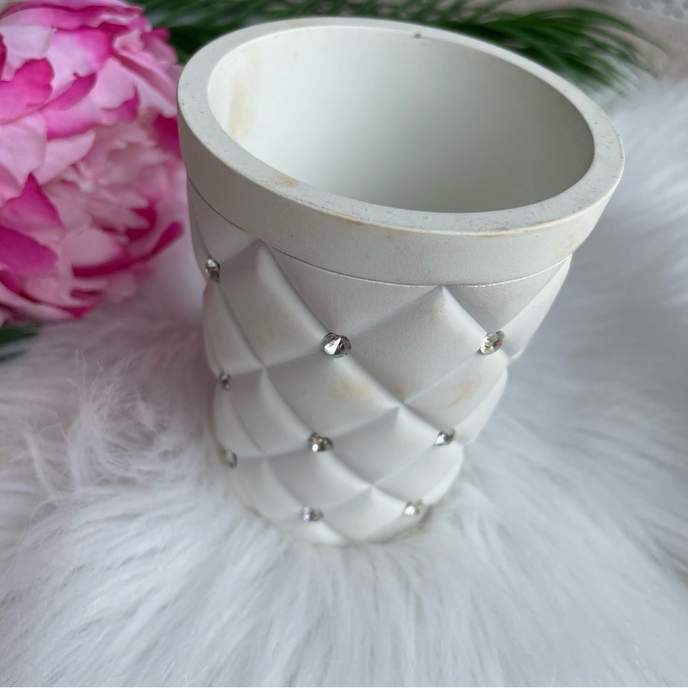 Makeup Brush Holder - Picture 3 of 7